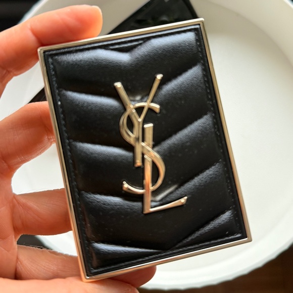 YSL Couture Eye Palette – 4 Shades of Luxe Gold & Brown | Limited Edition Case - Picture 1 of 4